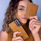 Capa Samsung Ultra Fina de Couro com Carteira Magnética 2 em 1